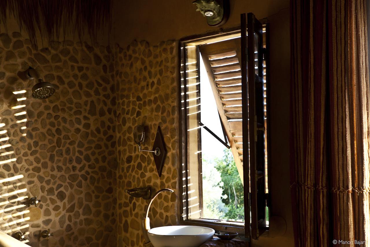 Bakuba Lodge - Le Petit Hotel Du Voyageur Ankilibe ห้อง รูปภาพ